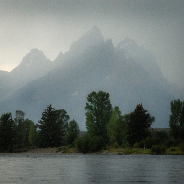 Storm_tetons_1
