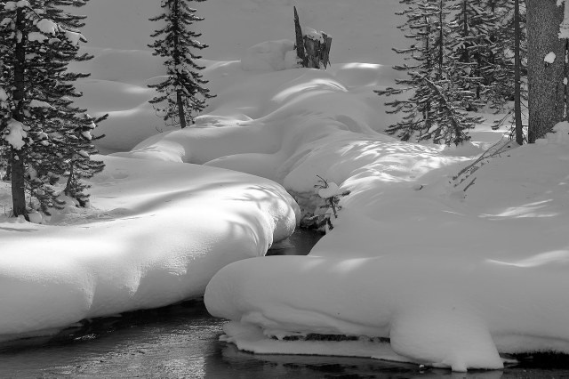 Winter_light_firehole