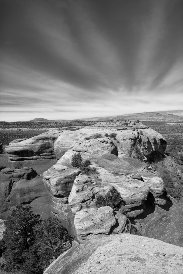 Towards_utah_bw